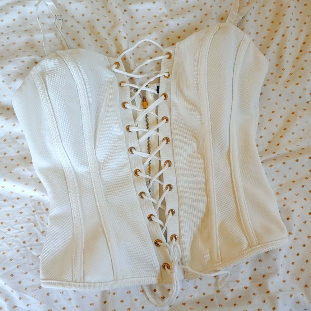 Ribbed Corset with Gold Details